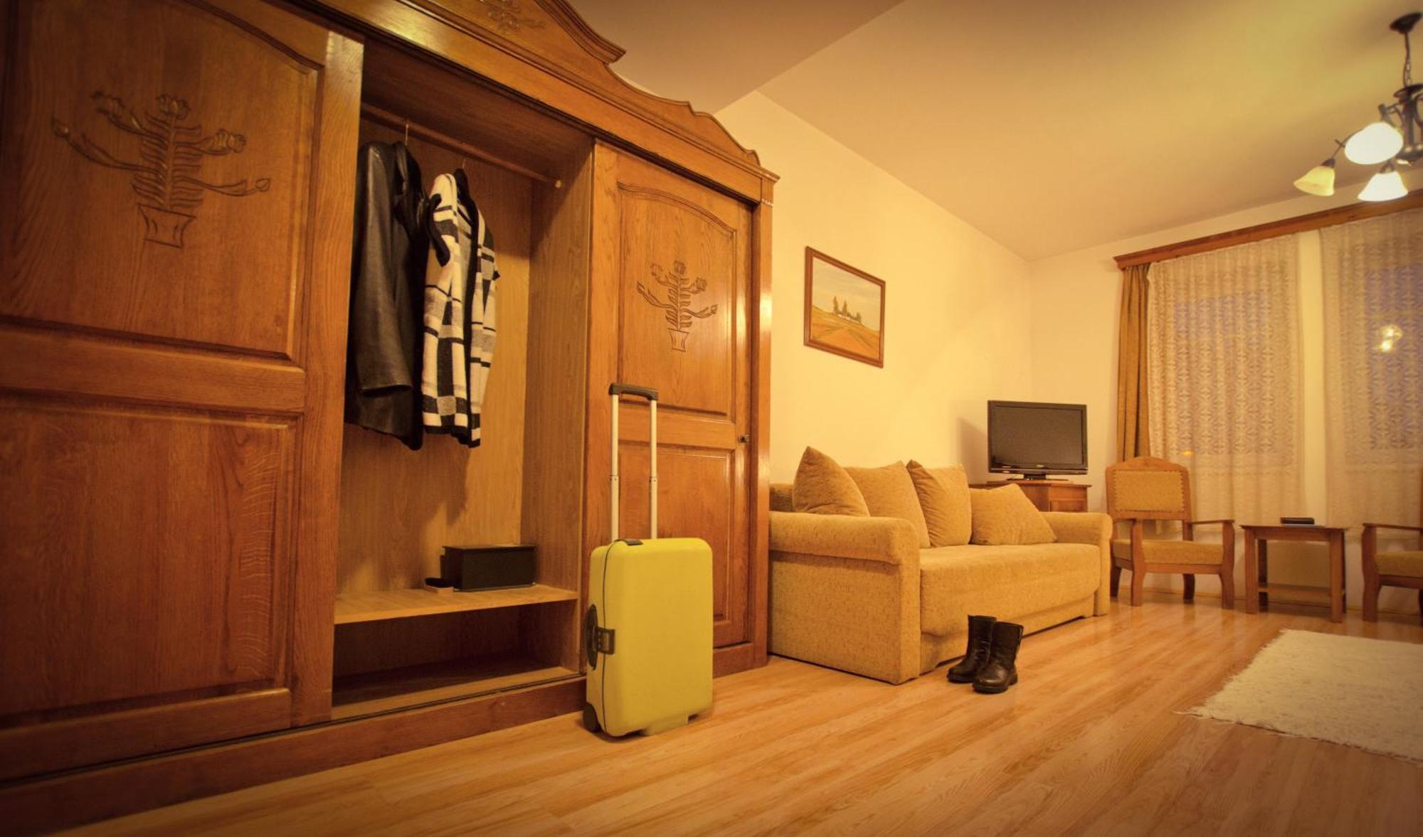 Kemences Csarda Es Panzio Hotel Hajduszoboszlo Ngoại thất bức ảnh